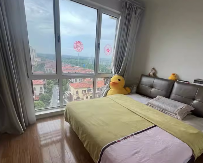 上海市奉贤区景源名墅9栋9F 