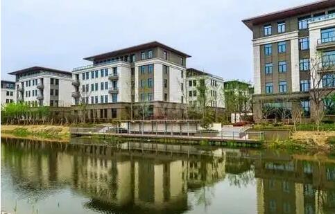 上海市浦东新区星月·总部湾康桥镇47栋 