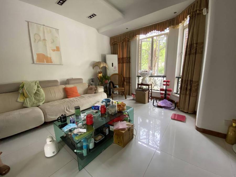 上海市松江区泰晤士小镇1190栋1F 