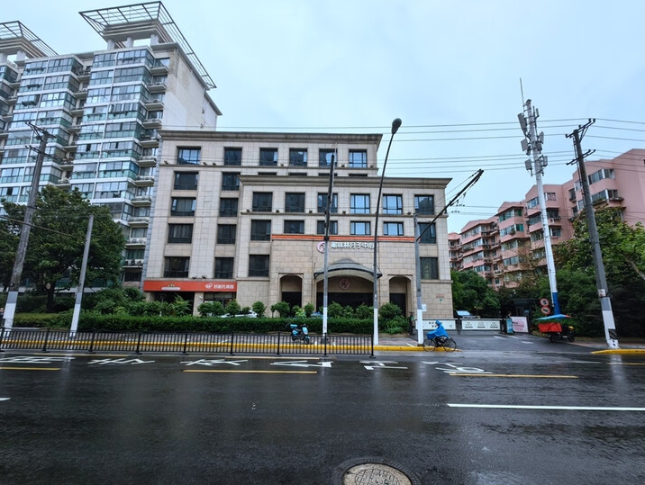 上海市杨浦区耐味林月子中心1301-1305栋1-6F 