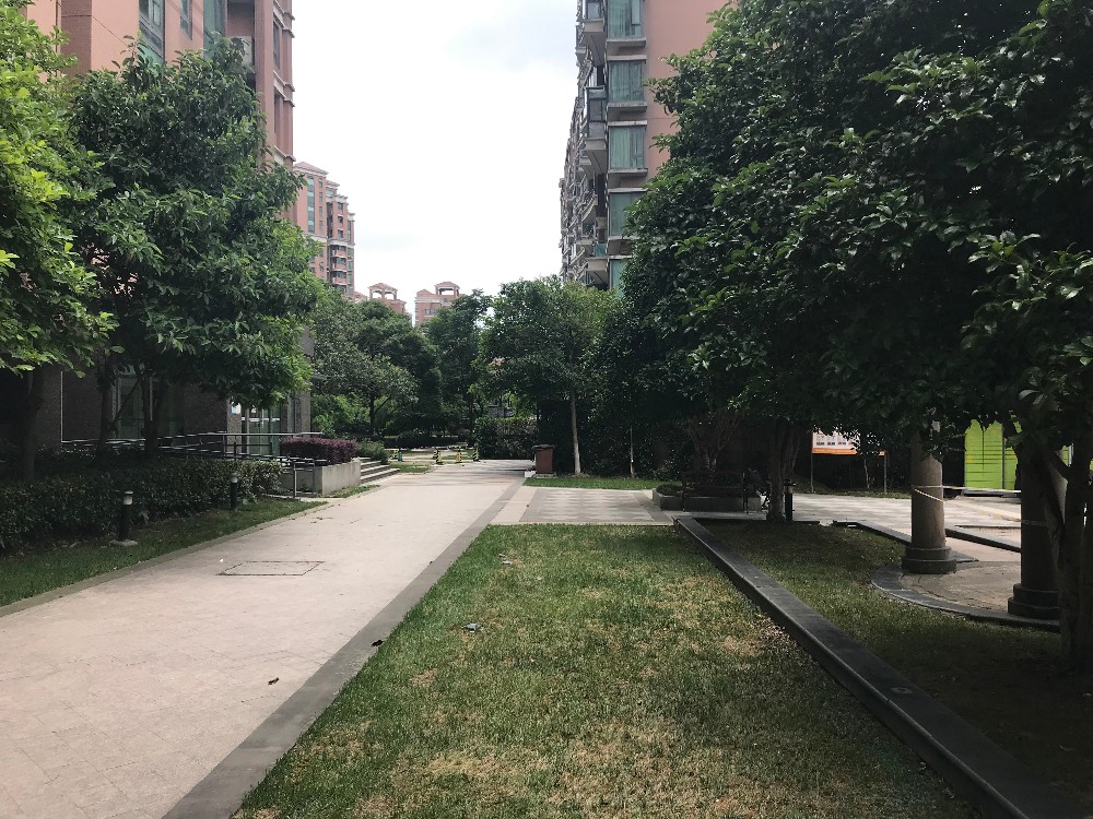 上海市松江区绿洲香岛花园1273栋1F 