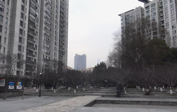 上海市浦东新区中星海上景庭14栋2F 