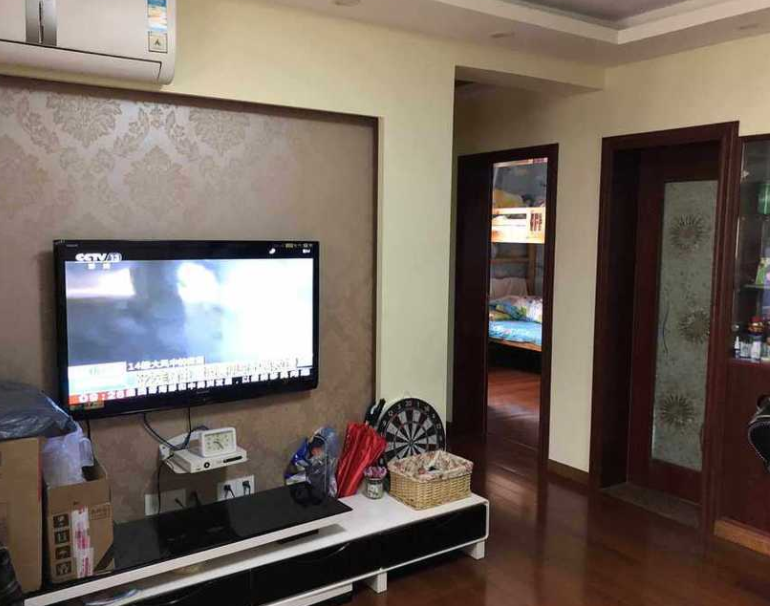 上海市徐汇区锦汇苑2栋22F 