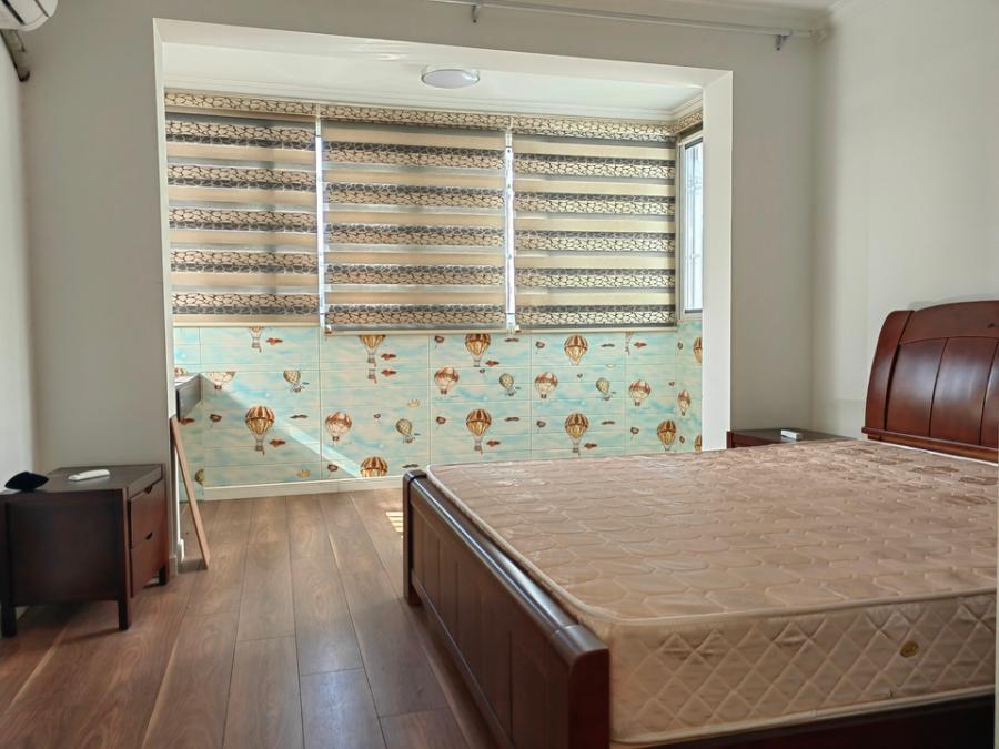 上海市松江区明丰公寓27栋2F 