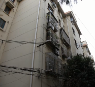 上海市徐汇区罗秀二村20栋2F 