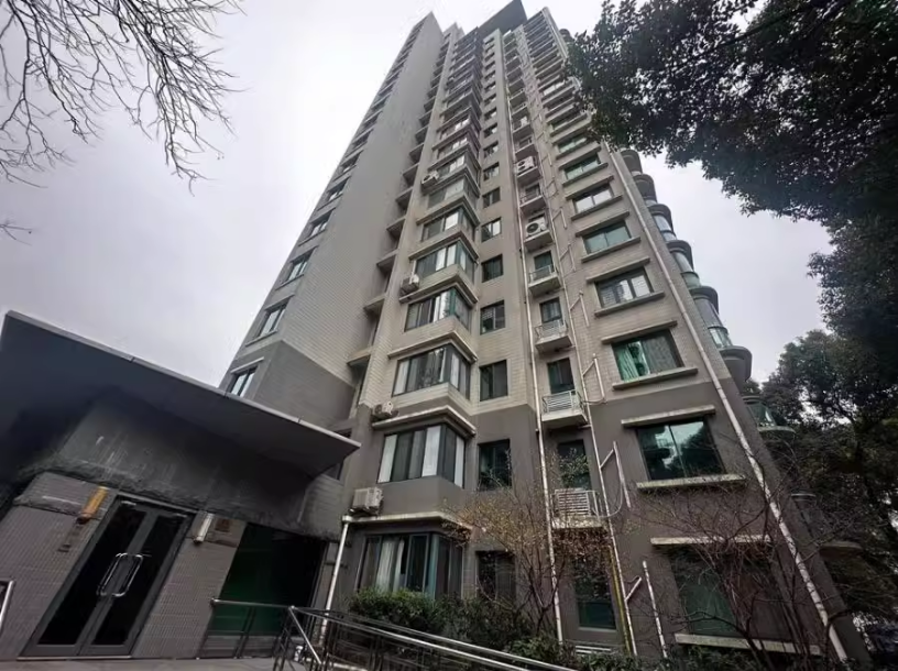 上海市浦东新区陆家嘴花园26栋12F 