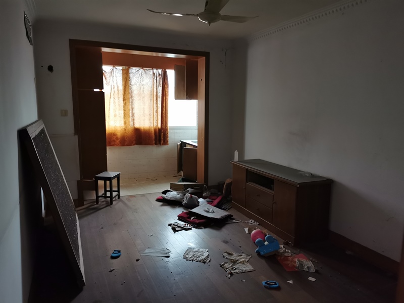 上海市浦东新区六荷苑小区22栋5F 