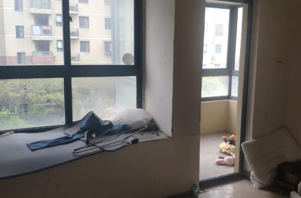 上海市宝山区馨佳园十二街坊35栋4F 