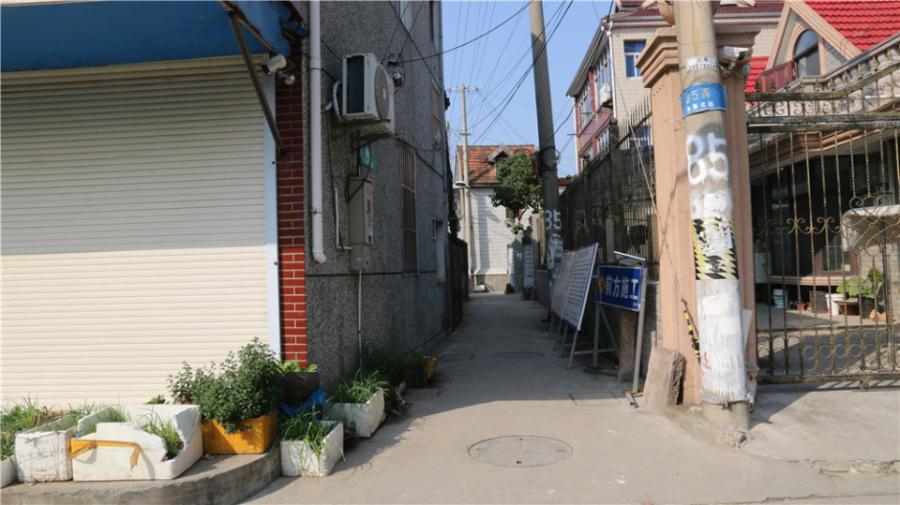 上海市浦东新区85弄旧式里弄大团镇12栋  