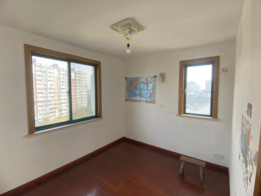 上海市浦东新区川杨新苑北区30栋8F 