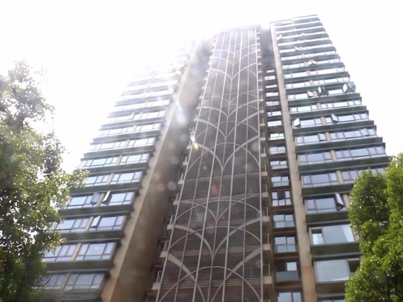 上海市长宁区御翠豪庭18栋1F及地下2F车位 