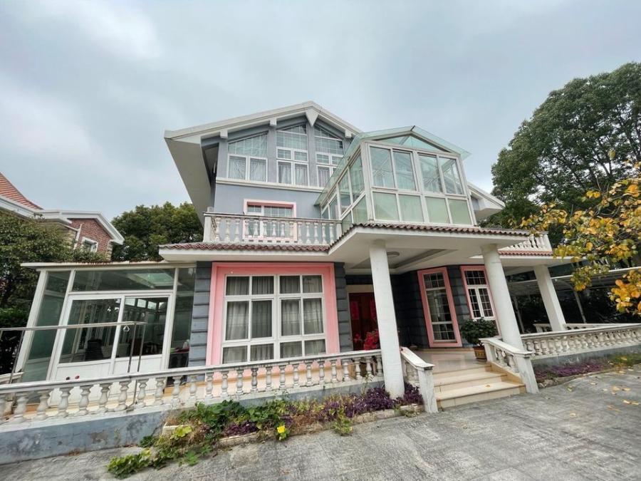 上海市松江区乔爱别墅新桥镇300栋 