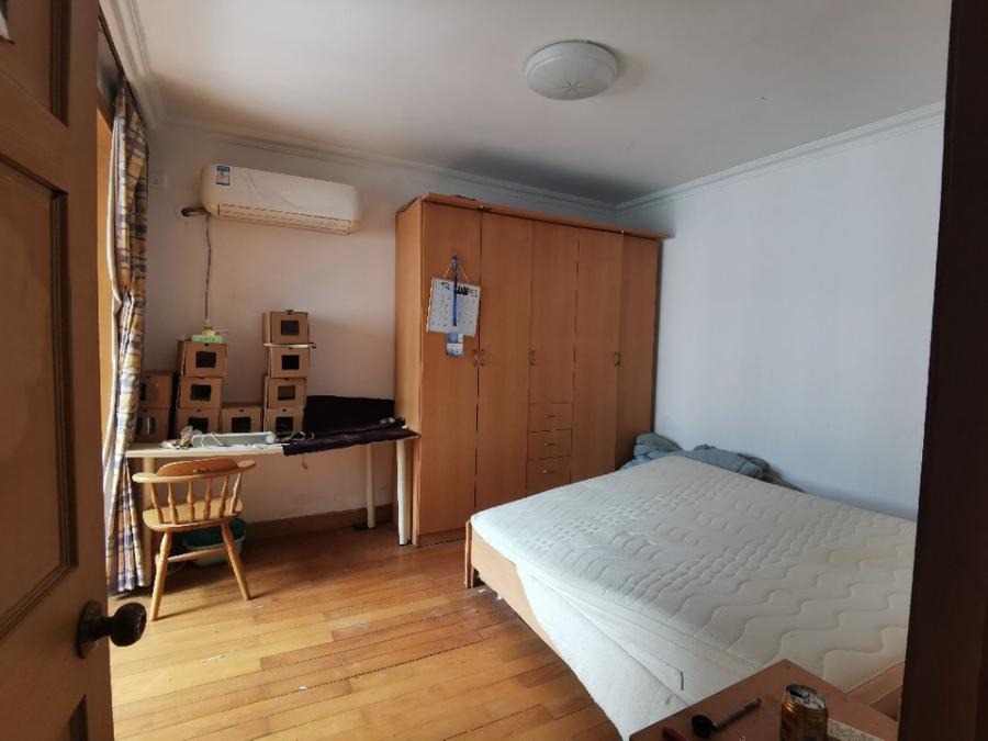 上海市浦东新区新世纪花苑22栋4F 