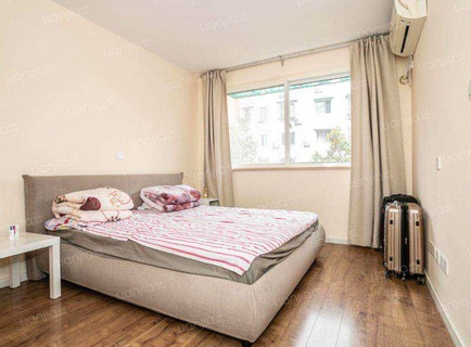 上海市浦东新区水清木华4栋9F 