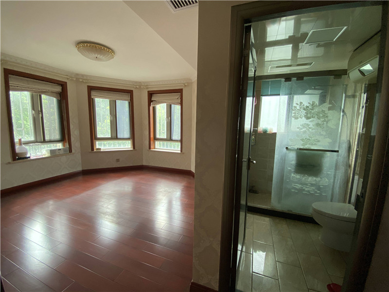 上海市宝山区梧桐城邦二期41栋2F及车库 