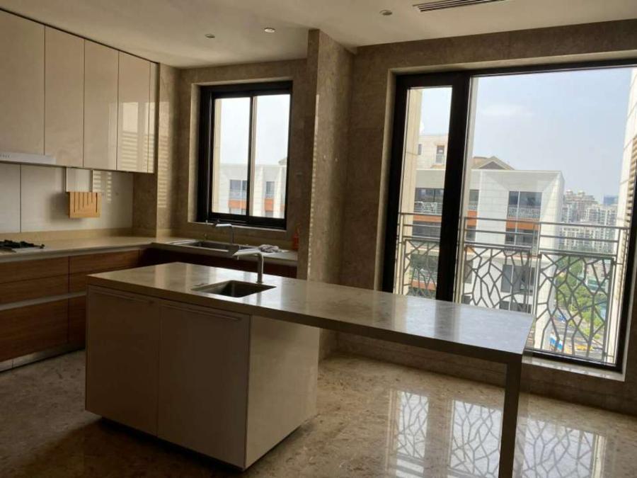 上海市闵行区古北壹号15栋2F 