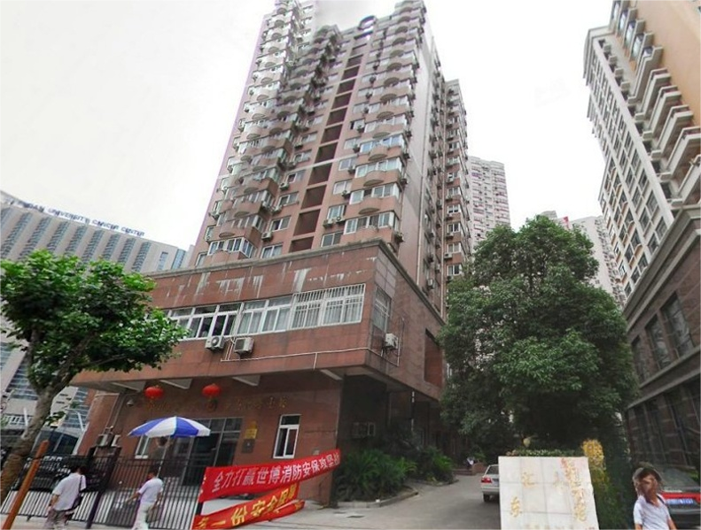 上海市徐汇区东汇花苑365栋3F 