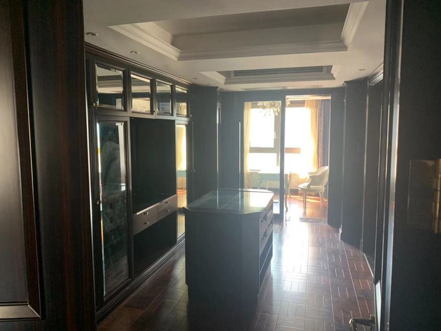 上海市杨浦区华润置地橡树湾76栋11F 