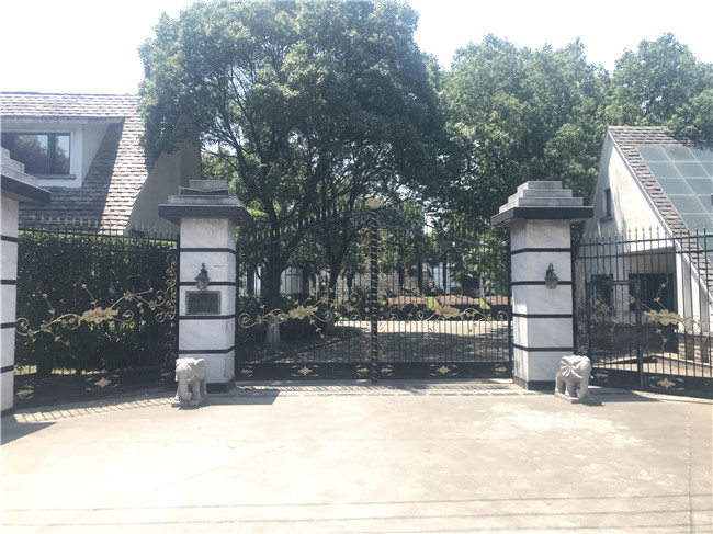 上海市青浦区楠林水岸19栋 