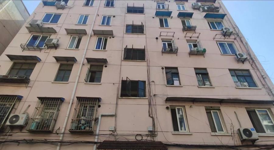 上海市嘉定区江桥三村六街坊3栋2F 