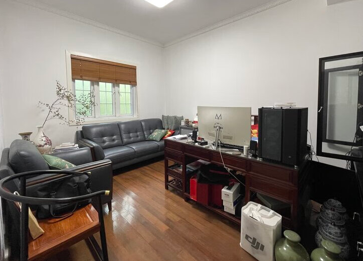 上海市徐汇区牡丹园132栋全幢 