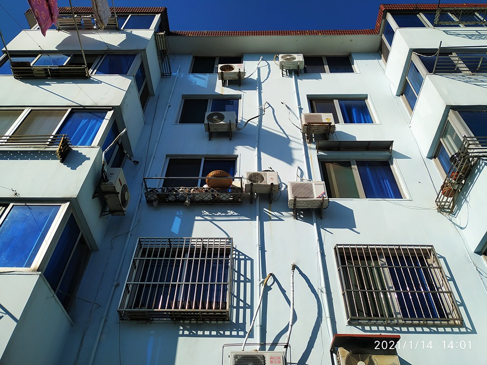 上海市金山区钱商大街381弄小区3栋3F 