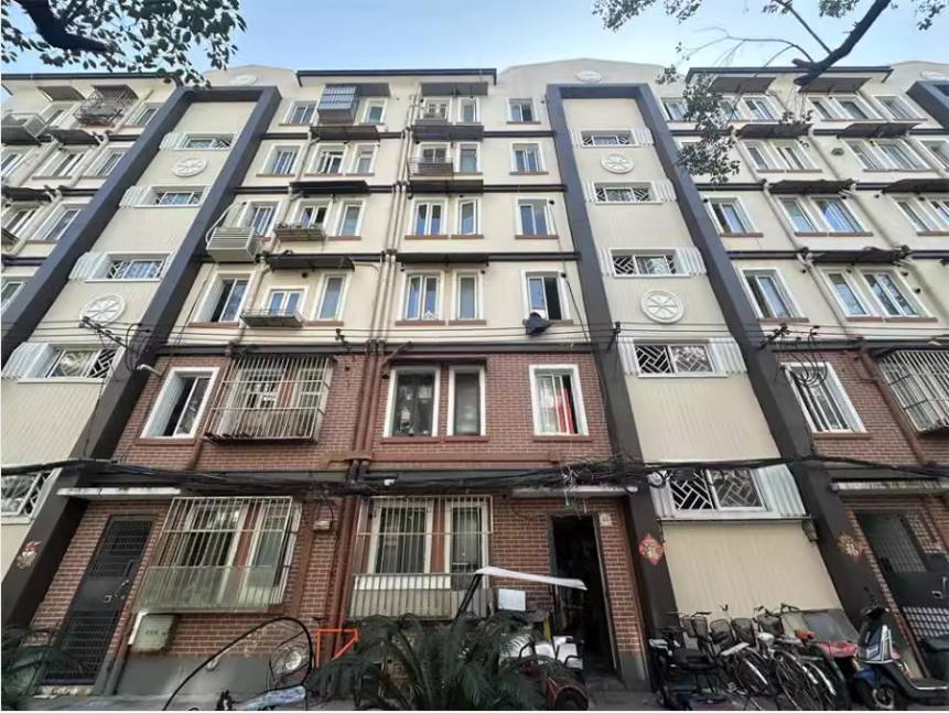 上海市静安区邮电小区45栋6F 