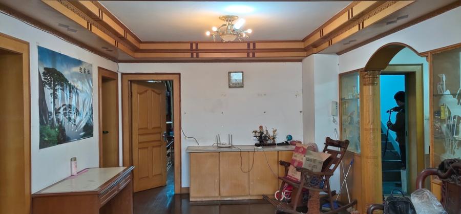 上海市闵行区东川苑2栋5F 