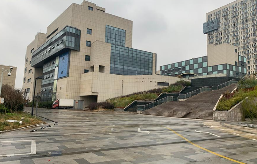 上海市嘉定区新明六一广场浏翔公路702栋1F 