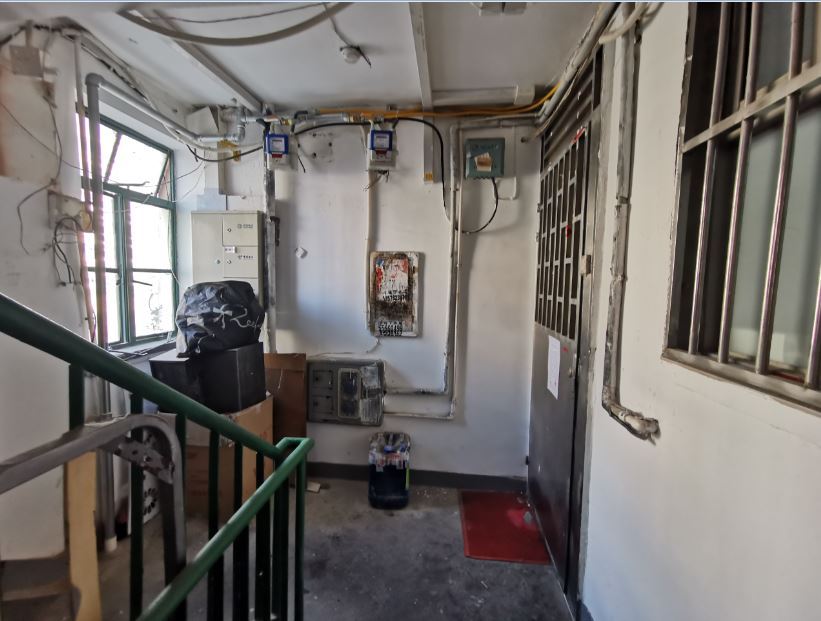 上海市杨浦区长海三村25栋2F 