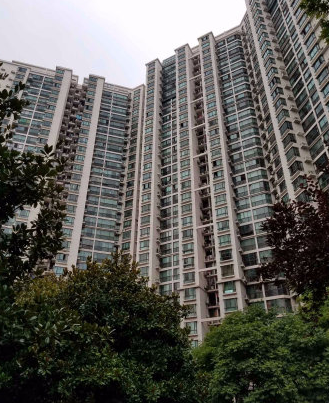 上海市普陀区中远两湾城83栋34F及车库 