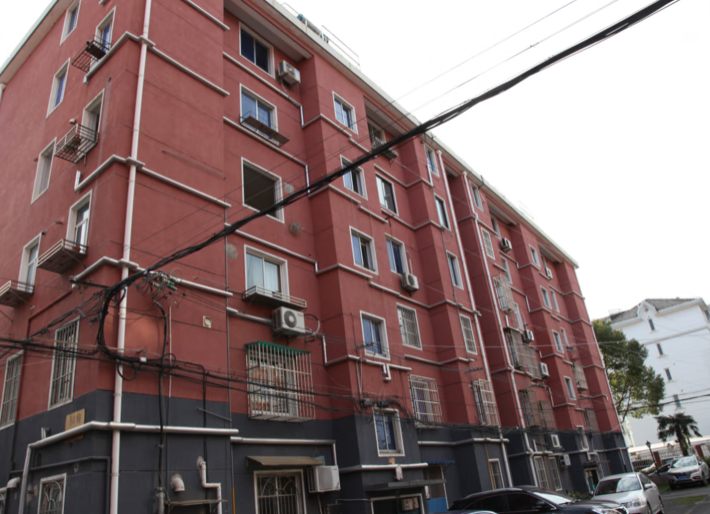 上海市浦东新区福汇新村93栋6F 