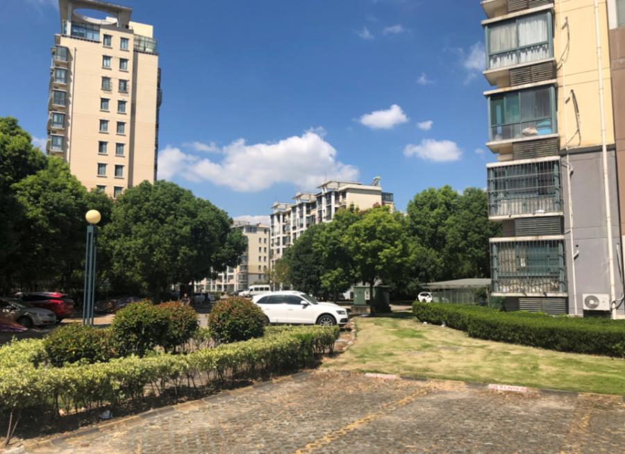 上海市金山区海辰馨苑35栋10F 