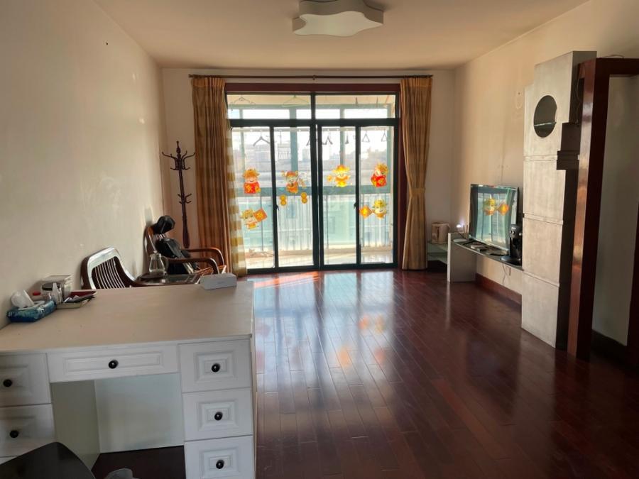 上海市闵行区莘闵荣顺苑61栋7F 