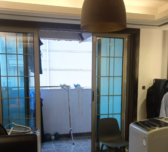 上海市松江区米兰诺贵都17栋3F 