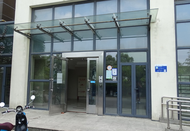 上海市浦东新区丝庐雅苑20栋21F 