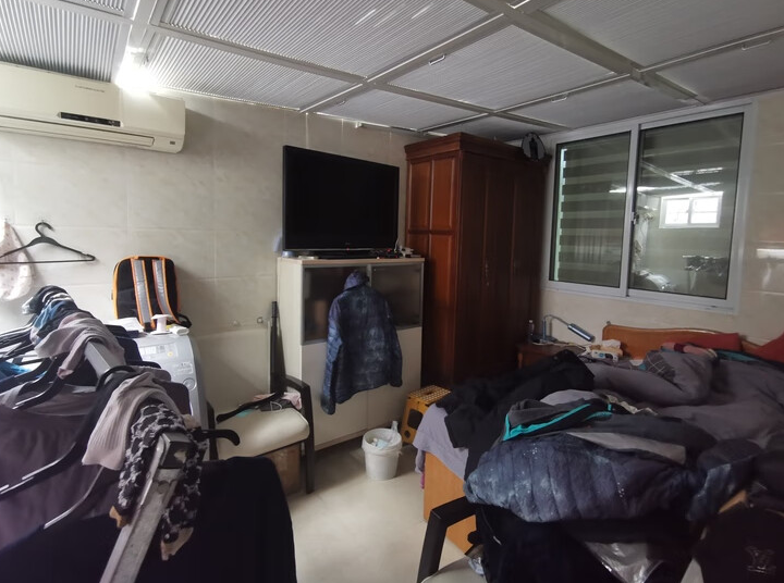 上海市浦东新区凌兆新村19栋1F 