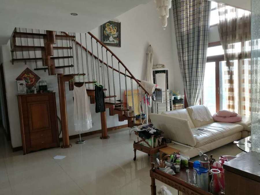 上海市浦东新区浦东世纪花园16栋18F 