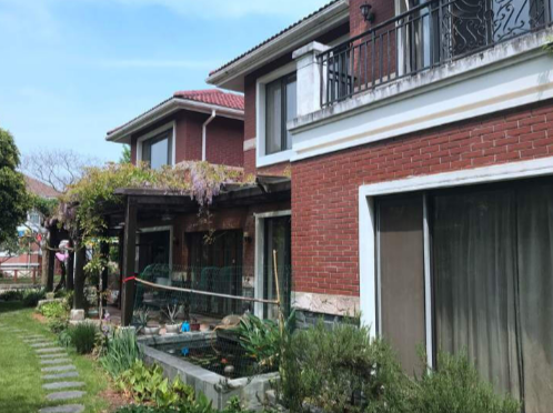 上海市松江区佘山银湖别墅53栋 