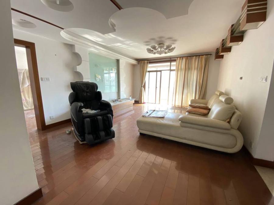 上海市静安区宁祥公寓1栋6F 