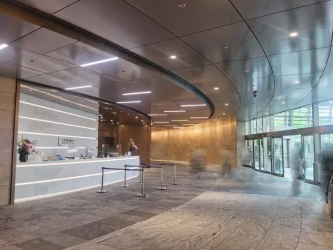 上海市浦东新区上海环球金融中心100栋71F 