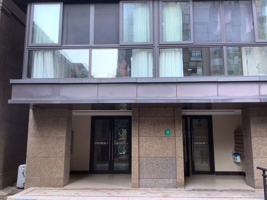 上海市嘉定区绿地清猗园10栋1F 