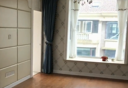 上海市金山区汤泉美地城朱泾镇1150栋 