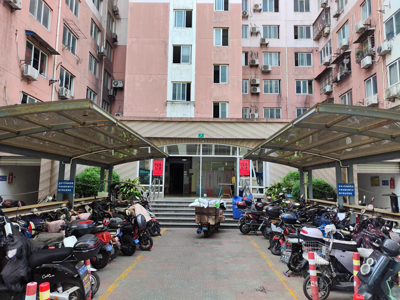 上海市徐汇区钦州大厦6栋17F 