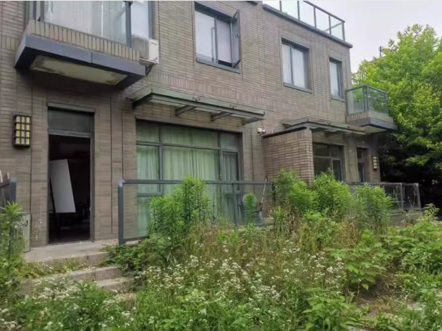 上海市浦东新区长城中环墅174栋全幢 