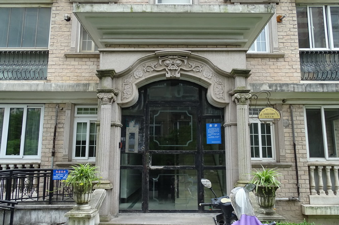 上海市宝山区住友宝莲花园10栋5F 