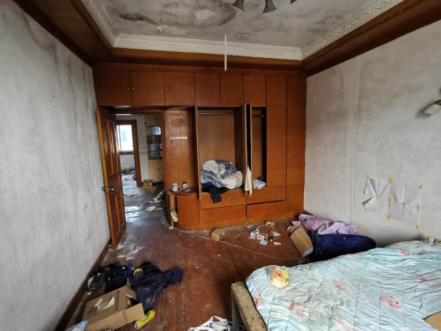 上海市奉贤区紫苑小区27栋5F 