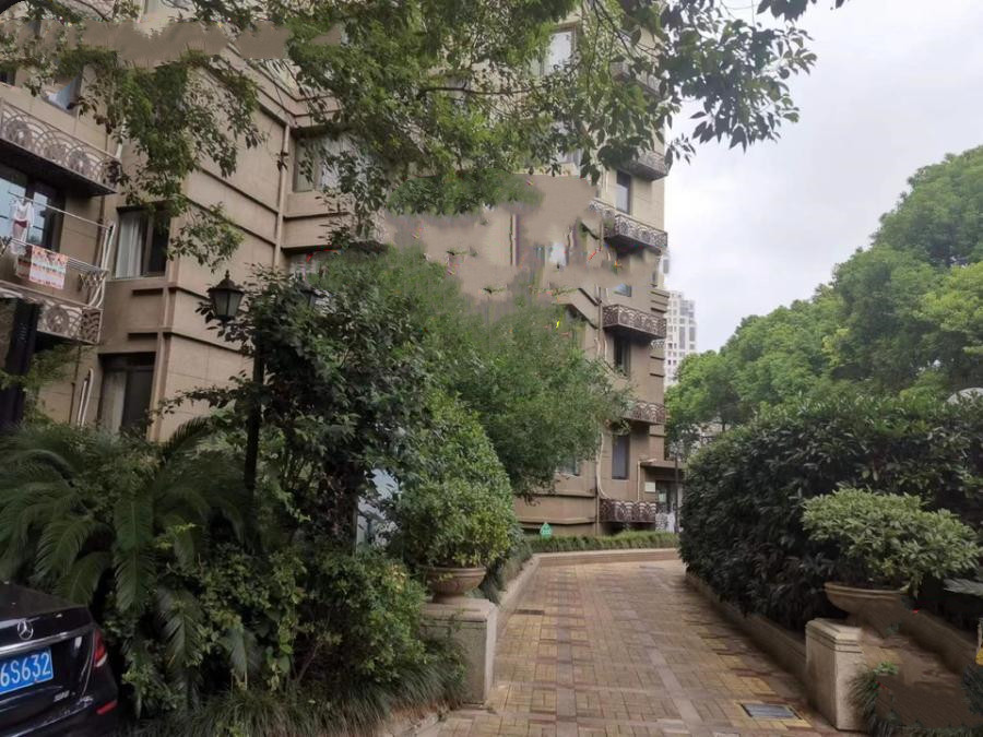 上海市浦东新区陆家嘴滨江公馆1638栋26F 