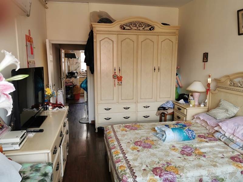 上海市普陀区西沙洪浜42号42栋5F 