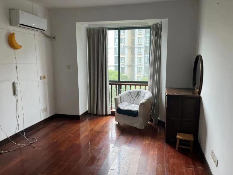 上海市徐汇区爱建园14栋6F 